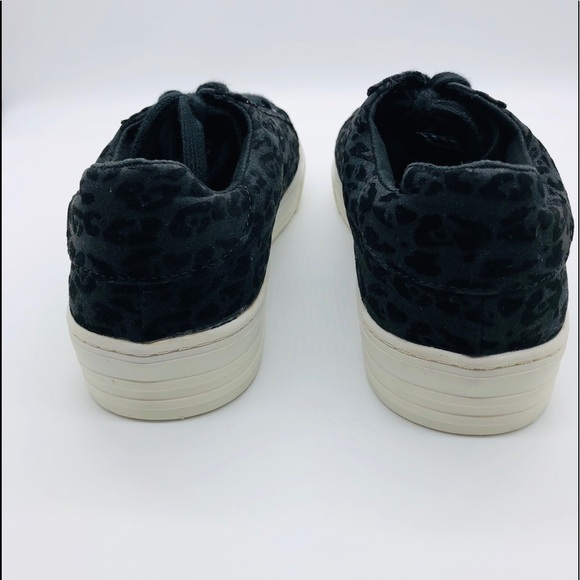 LONDON UNDERGROUND WOMENS BLACK SNEAKERS SIZE 9.5M - Picture 4 of 10